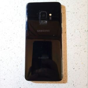 Black Samsung S9 - T-mobile